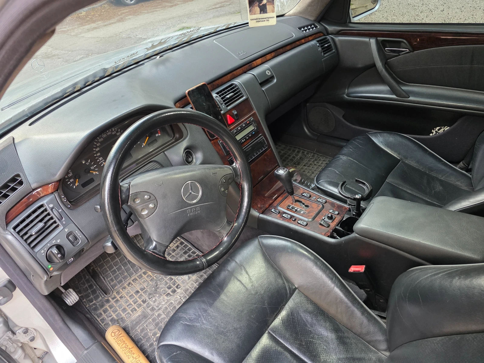 Mercedes-Benz E 270  - изображение 6