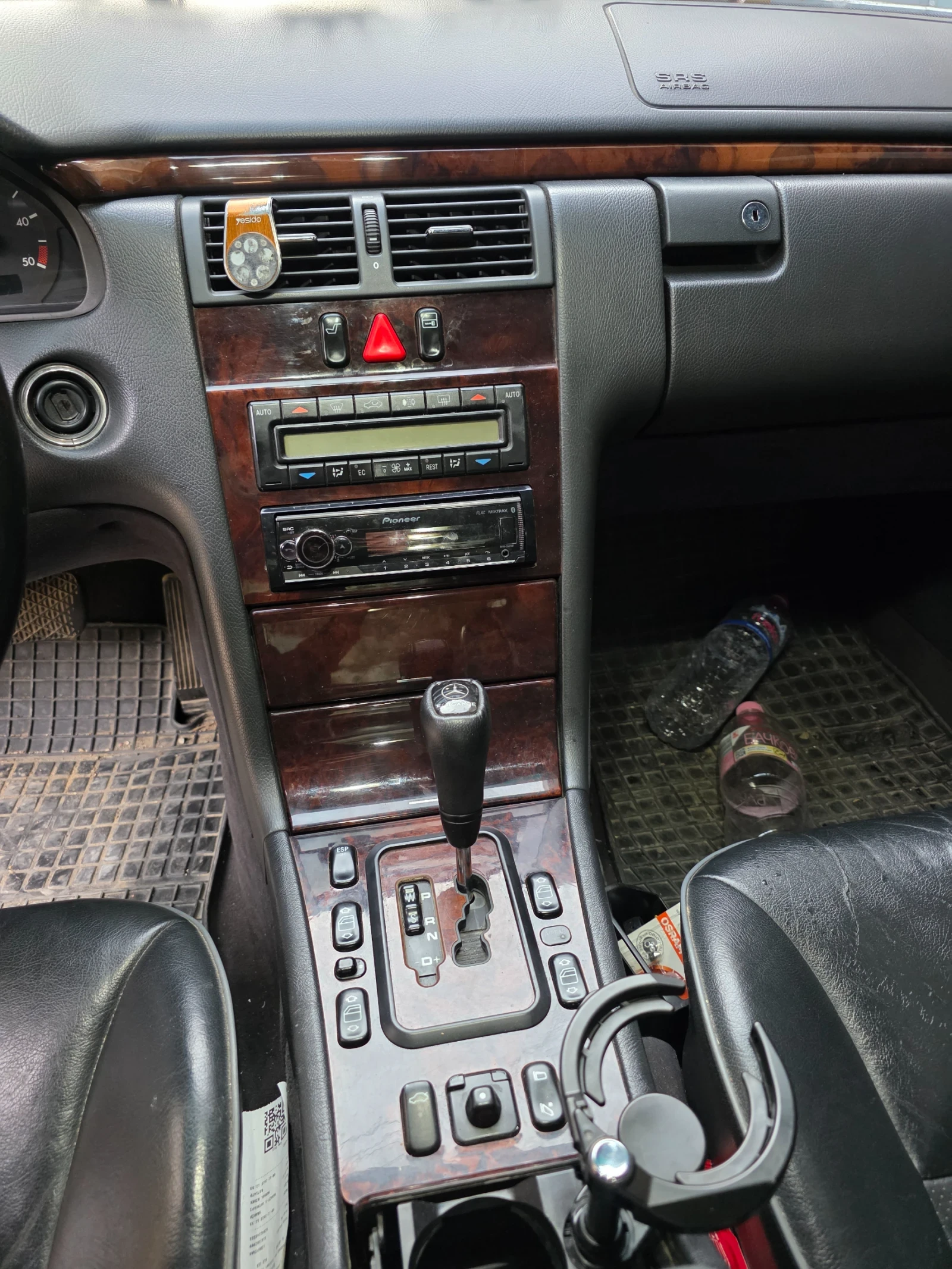 Mercedes-Benz E 270  - изображение 7