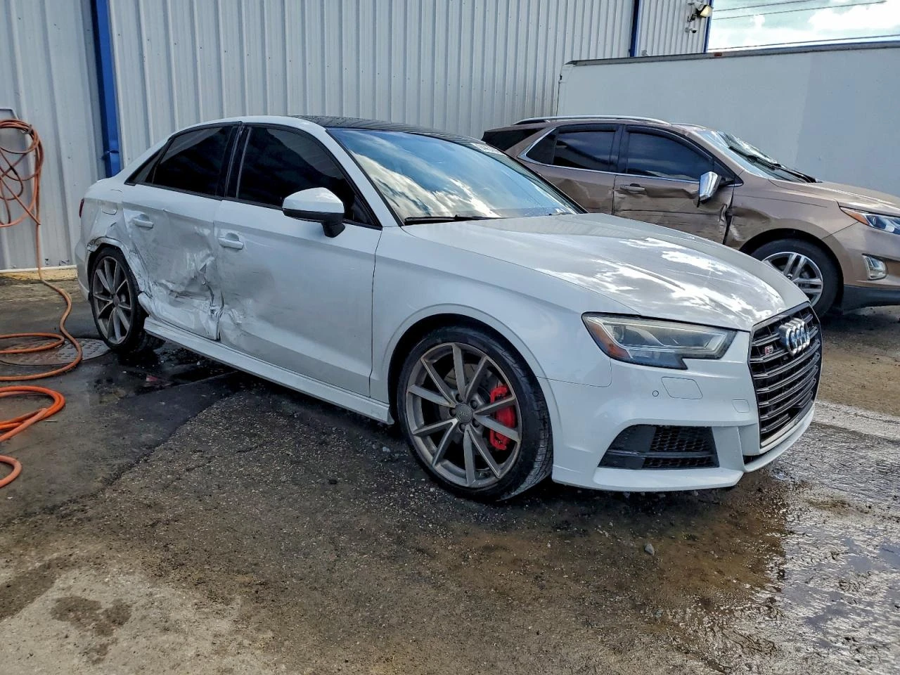 Audi S3 PREMIUM PLUS - изображение 3