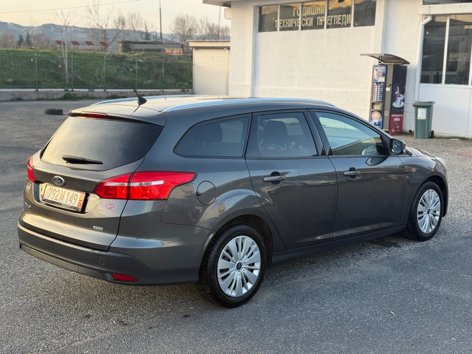 Ford Focus Ecoboost Euro6, снимка 5 - Автомобили и джипове - 53037957