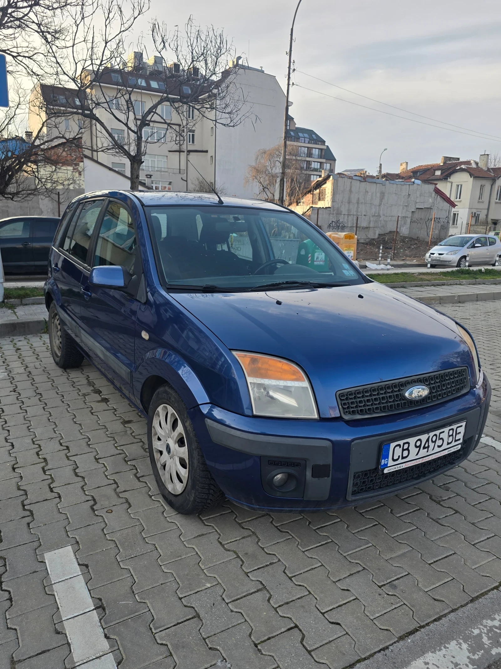Ford Fusion 1.6 TDCI, снимка 3 - Автомобили и джипове - 53758557