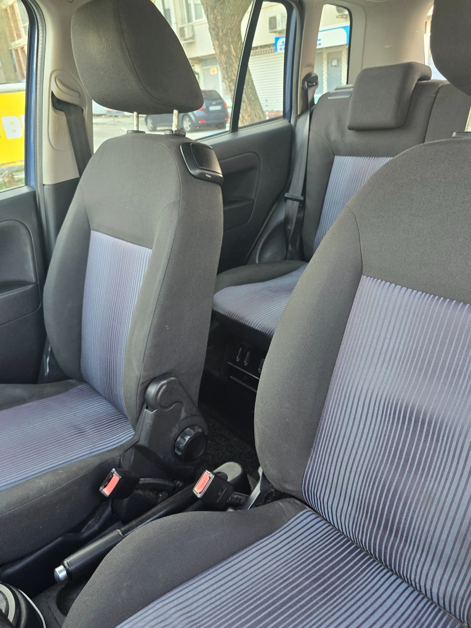 Ford Fusion 1.6 TDCI, снимка 8 - Автомобили и джипове - 53758557