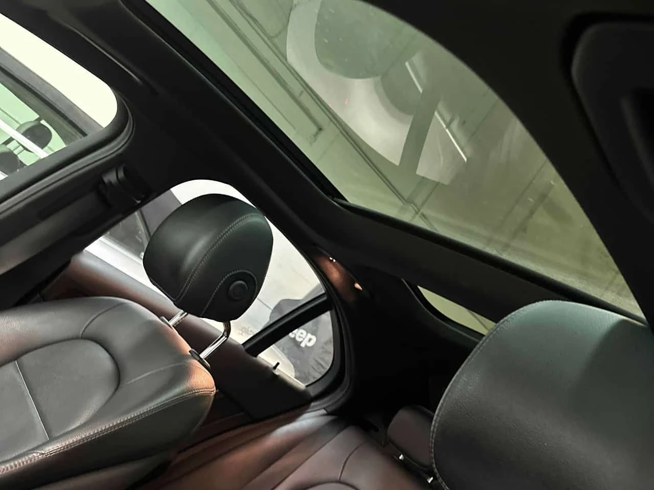 Mercedes-Benz C 300 * CARFAX * ��� ������������ ������ | Mobile.bg � ����������� 9