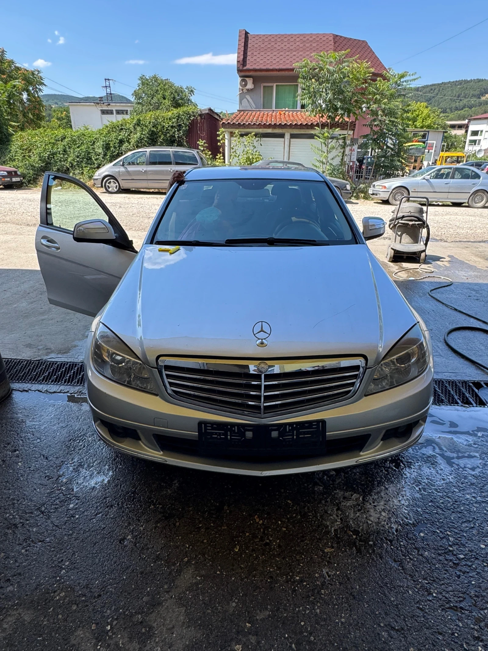 Mercedes-Benz C 220 C220CDI, снимка 4 - Автомобили и джипове - 54552748