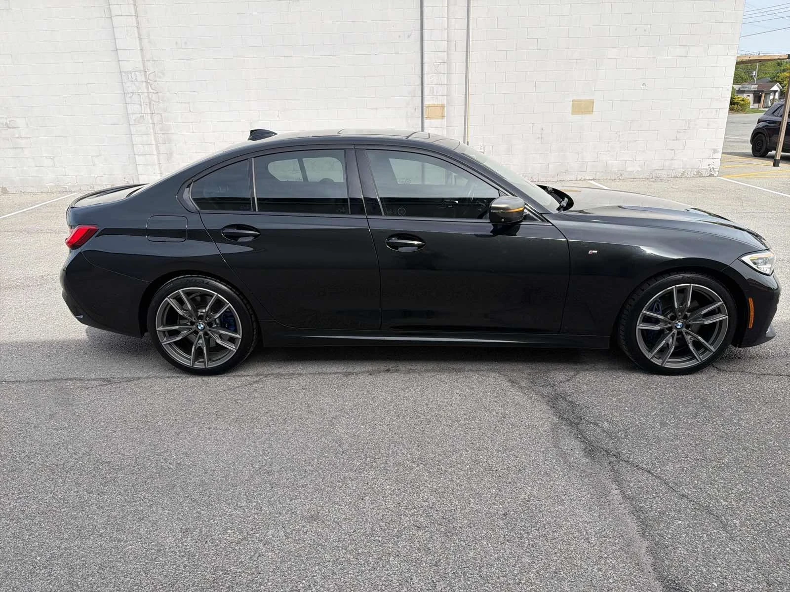 BMW 340 X-Drive* Distronic* Harman Kardon, снимка 3 - Автомобили и джипове - 54661063