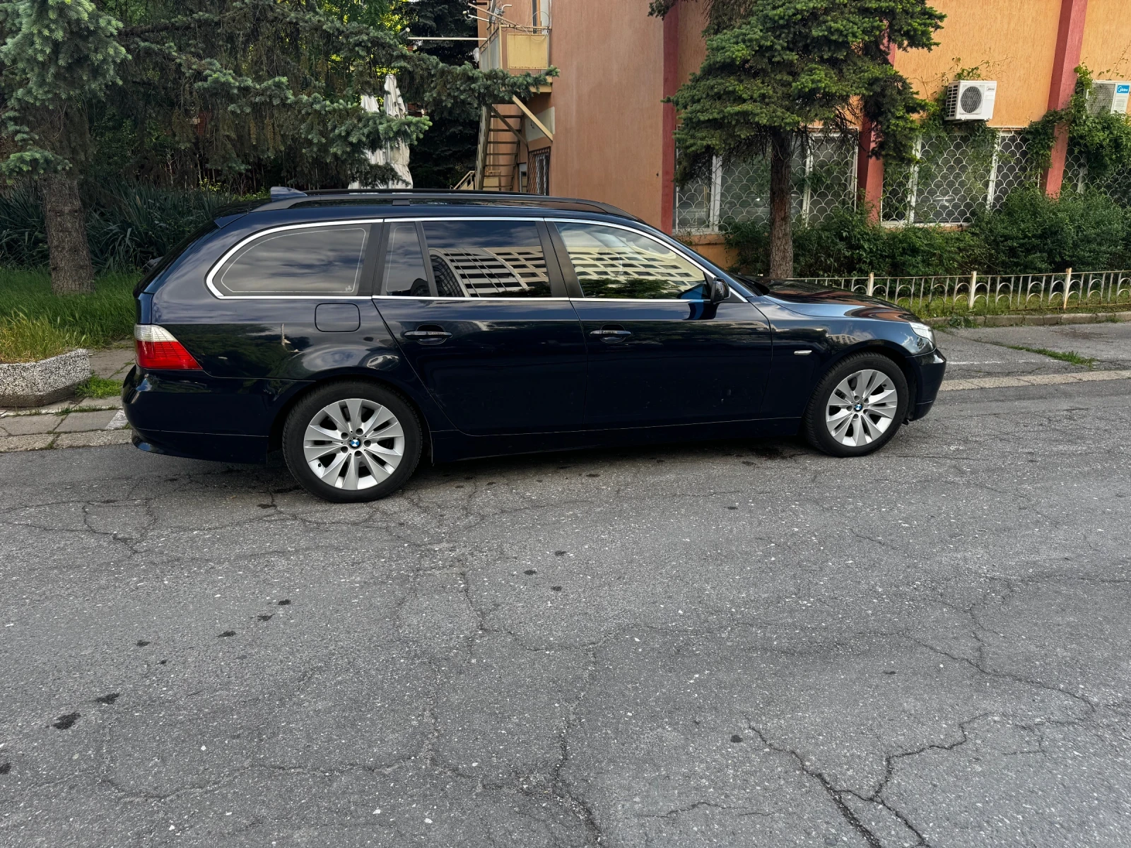 BMW 520 E61, снимка 9 - Автомобили и джипове - 54663278