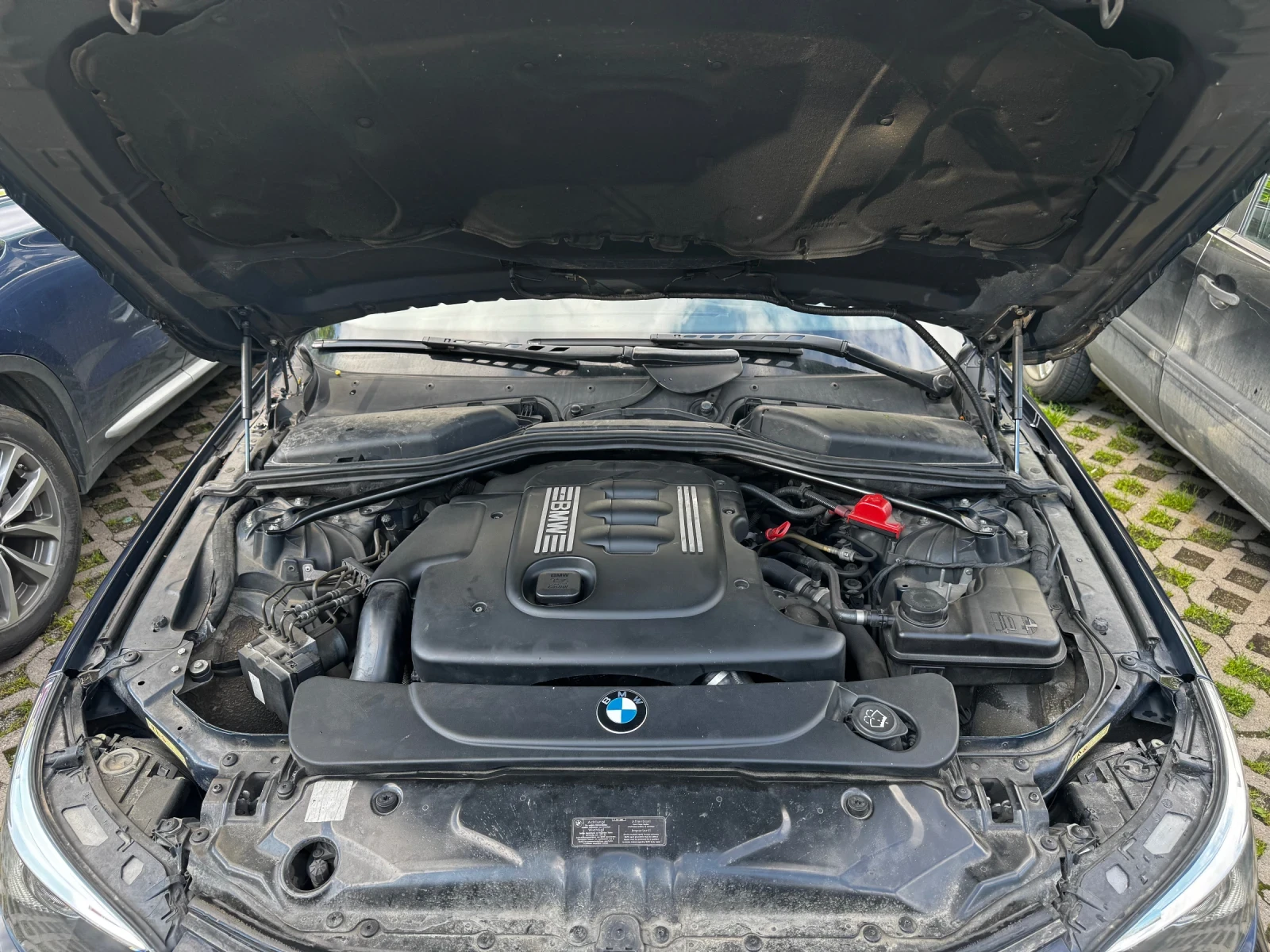 BMW 520 E61, снимка 13 - Автомобили и джипове - 54663278