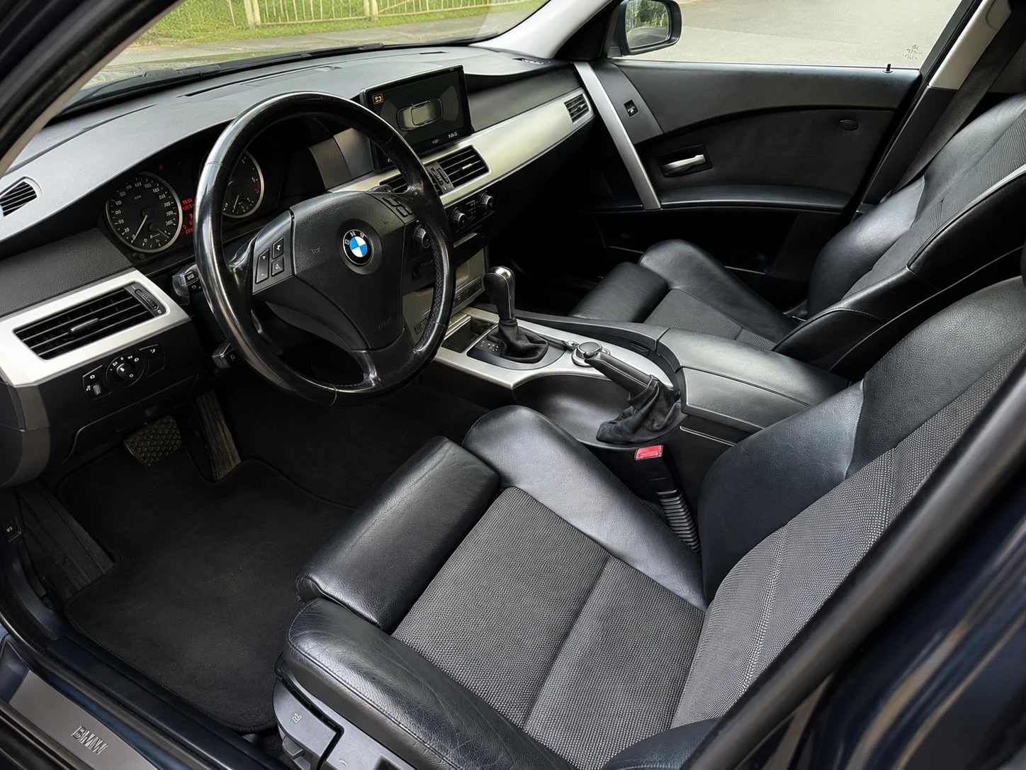 BMW 520 E61, снимка 5 - Автомобили и джипове - 54663278