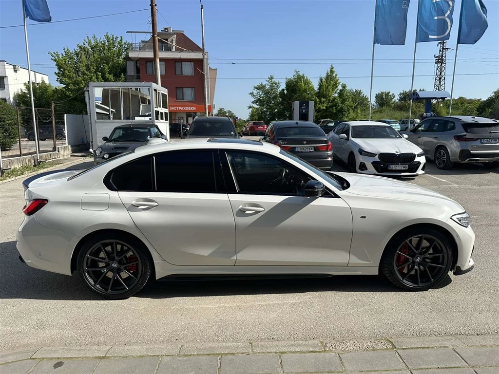 BMW 340 xDrive Седан, снимка 15 - Автомобили и джипове - 54700059