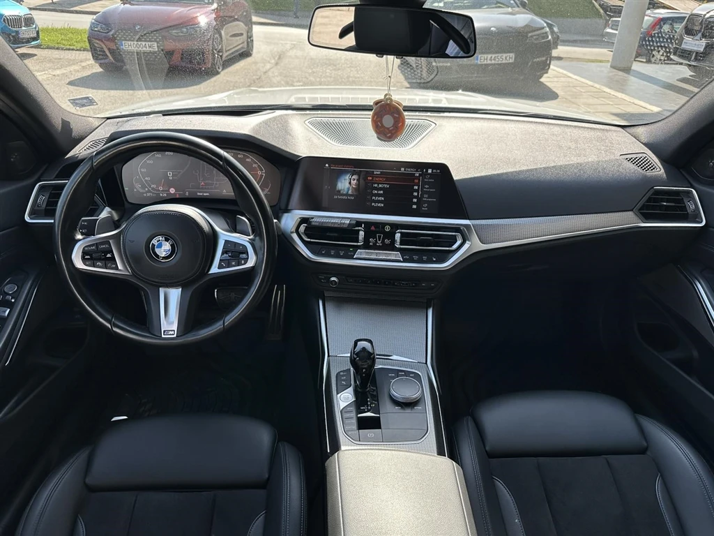 BMW 340 xDrive Седан, снимка 7 - Автомобили и джипове - 54700059