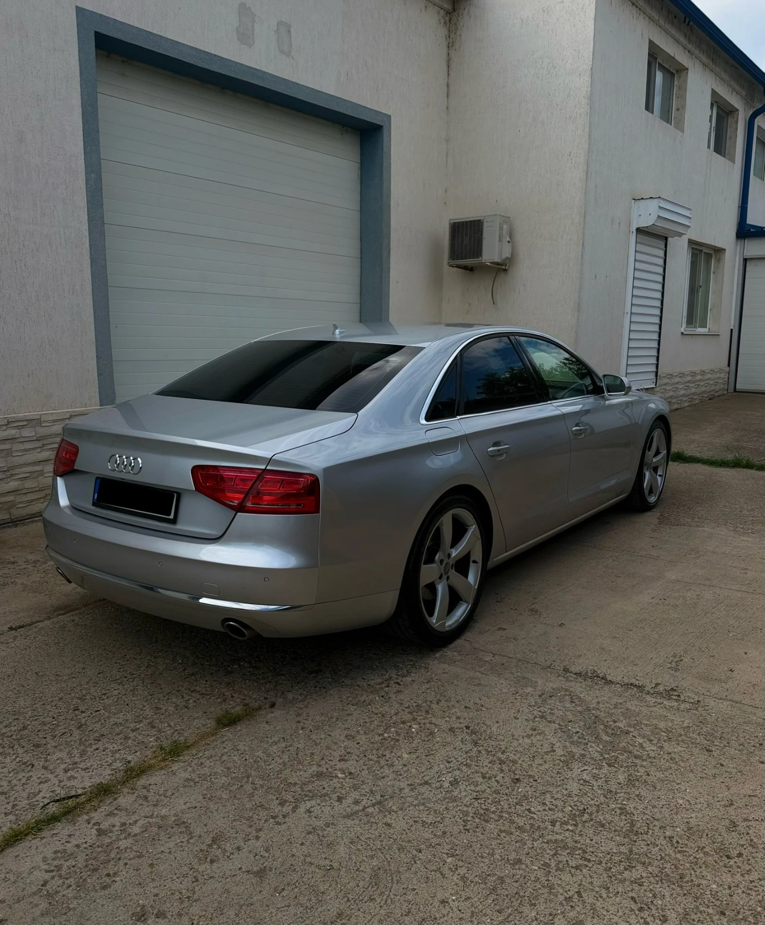 Audi A8 3.0 TDI, снимка 3 - Автомобили и джипове - 54824320
