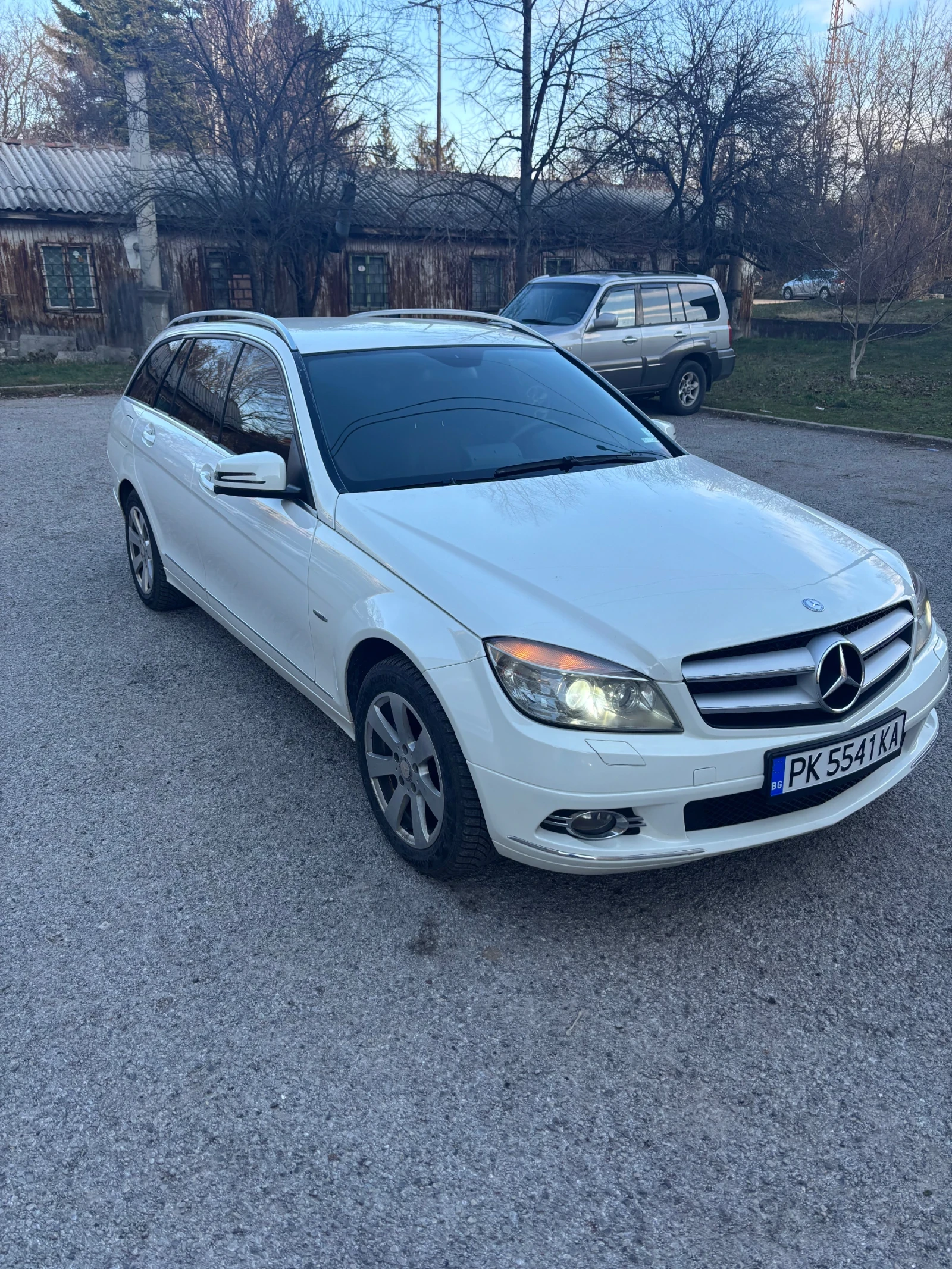 Mercedes-Benz C 220, снимка 2 - Автомобили и джипове - 55277275