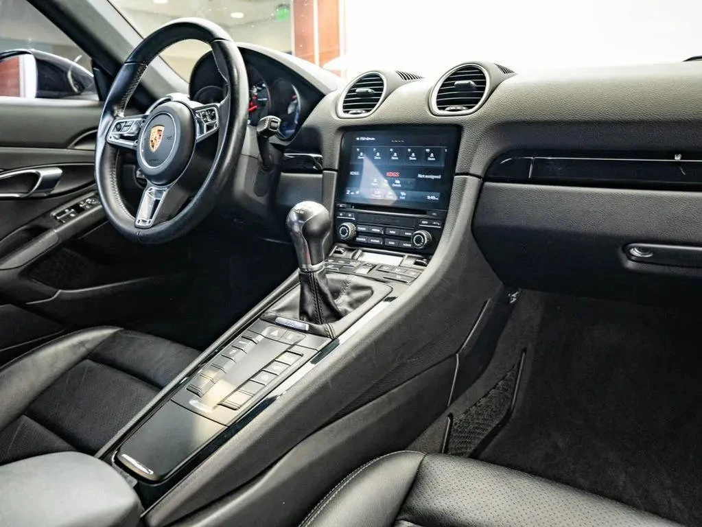 Porsche Cayman 718 Coupe, снимка 9 - Автомобили и джипове - 55617273
