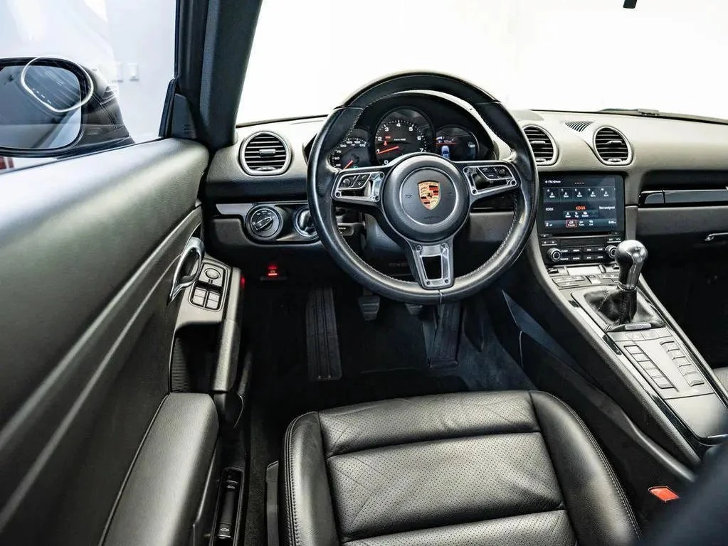 Porsche Cayman 718 Coupe, снимка 10 - Автомобили и джипове - 55617273