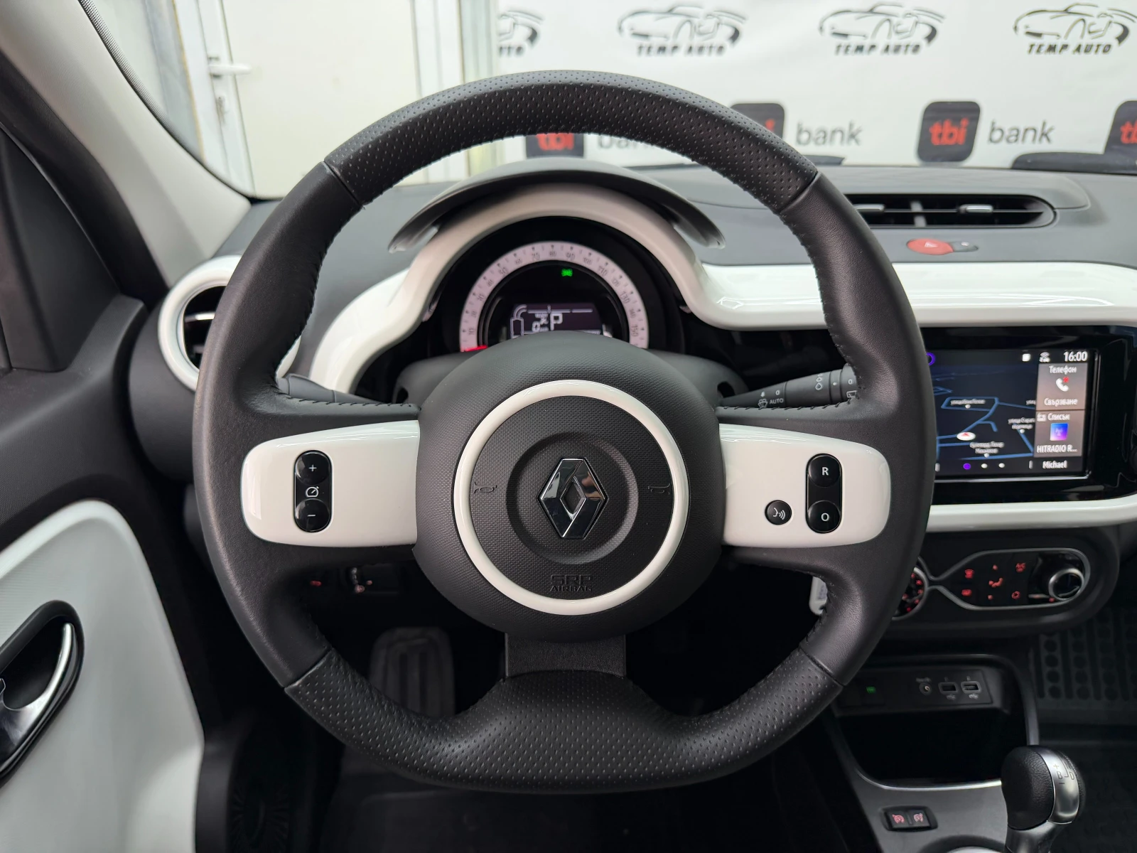 Renault Twingo В ГАРАНЦИЯ* СЕРВИЗНА КНИЖКА С ПЪЛНА ИСТОРИЯ, снимка 12 - Автомобили и джипове - 55740801