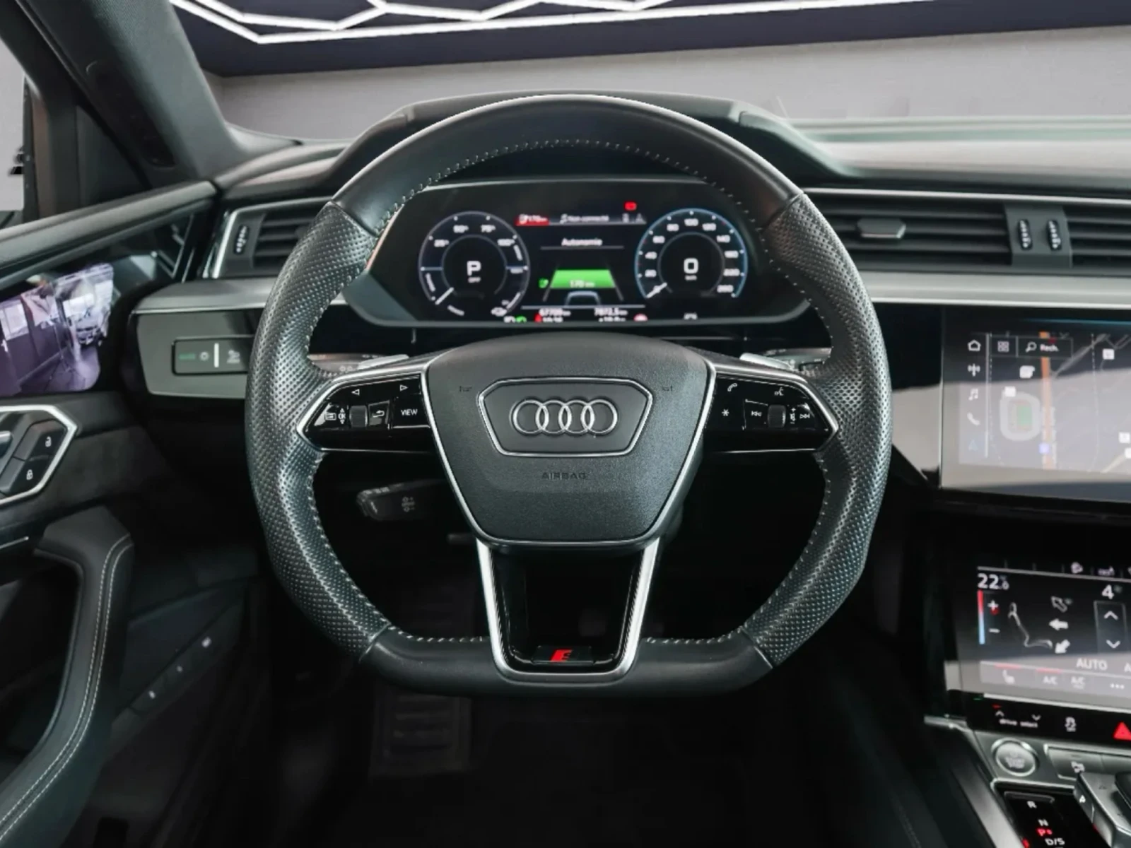 Audi E-Tron 55 S-LINE PLUS 67000KM. ГАРАНЦИЯ HEAD-UP B&O FULL, снимка 6 - Автомобили и джипове - 55798655
