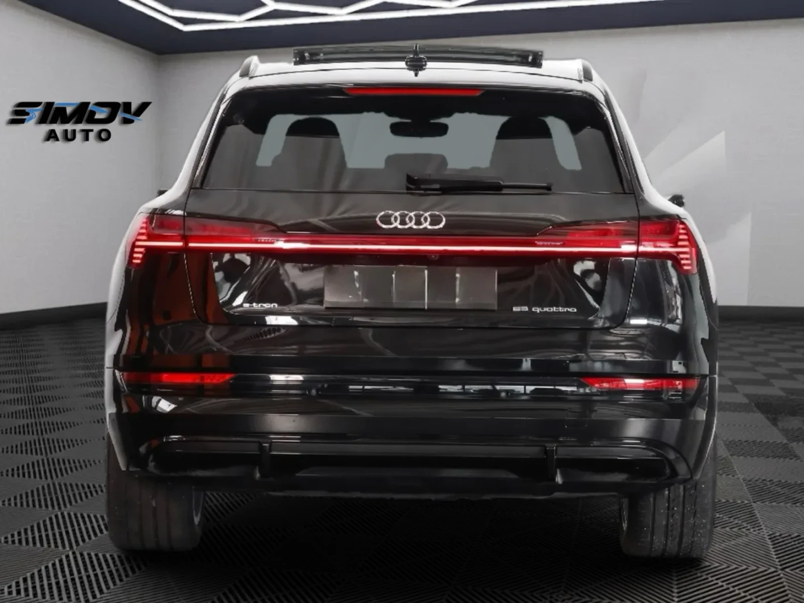 Audi E-Tron 55 S-LINE PLUS 67000KM. ГАРАНЦИЯ HEAD-UP B&O FULL, снимка 2 - Автомобили и джипове - 55798655