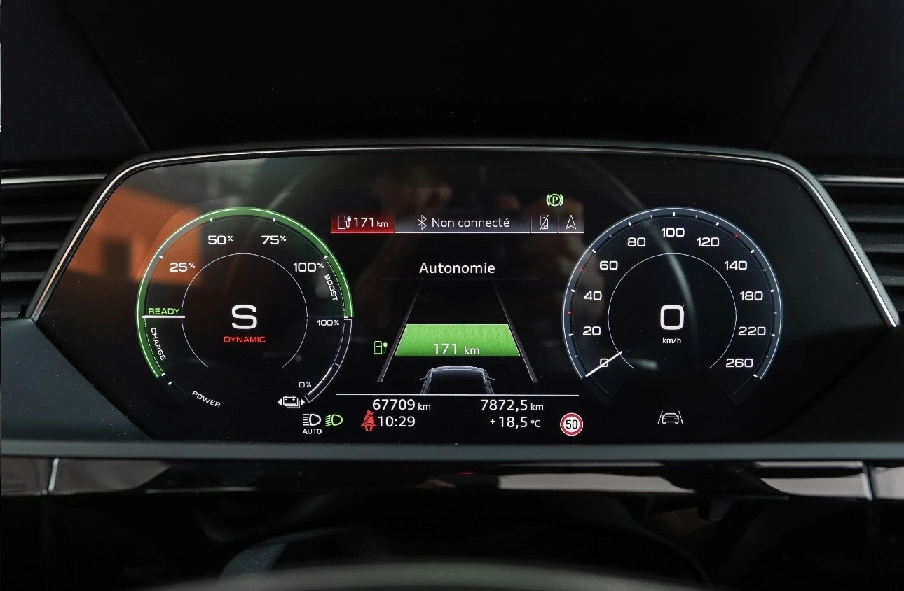 Audi E-Tron 55 S-LINE PLUS 67000KM. ГАРАНЦИЯ HEAD-UP B&O FULL, снимка 7 - Автомобили и джипове - 55798655
