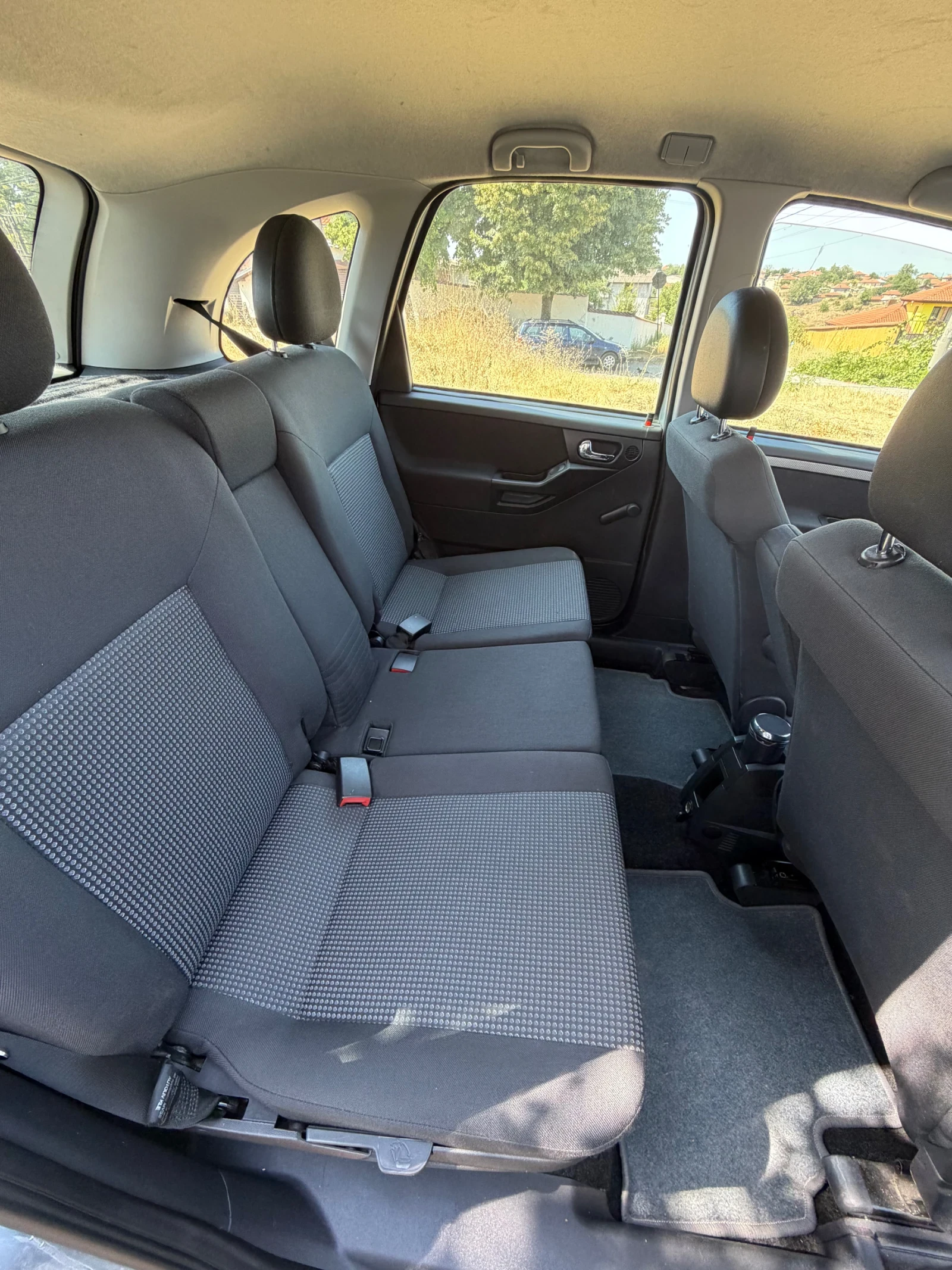 Opel Meriva, снимка 9 - Автомобили и джипове - 55898648