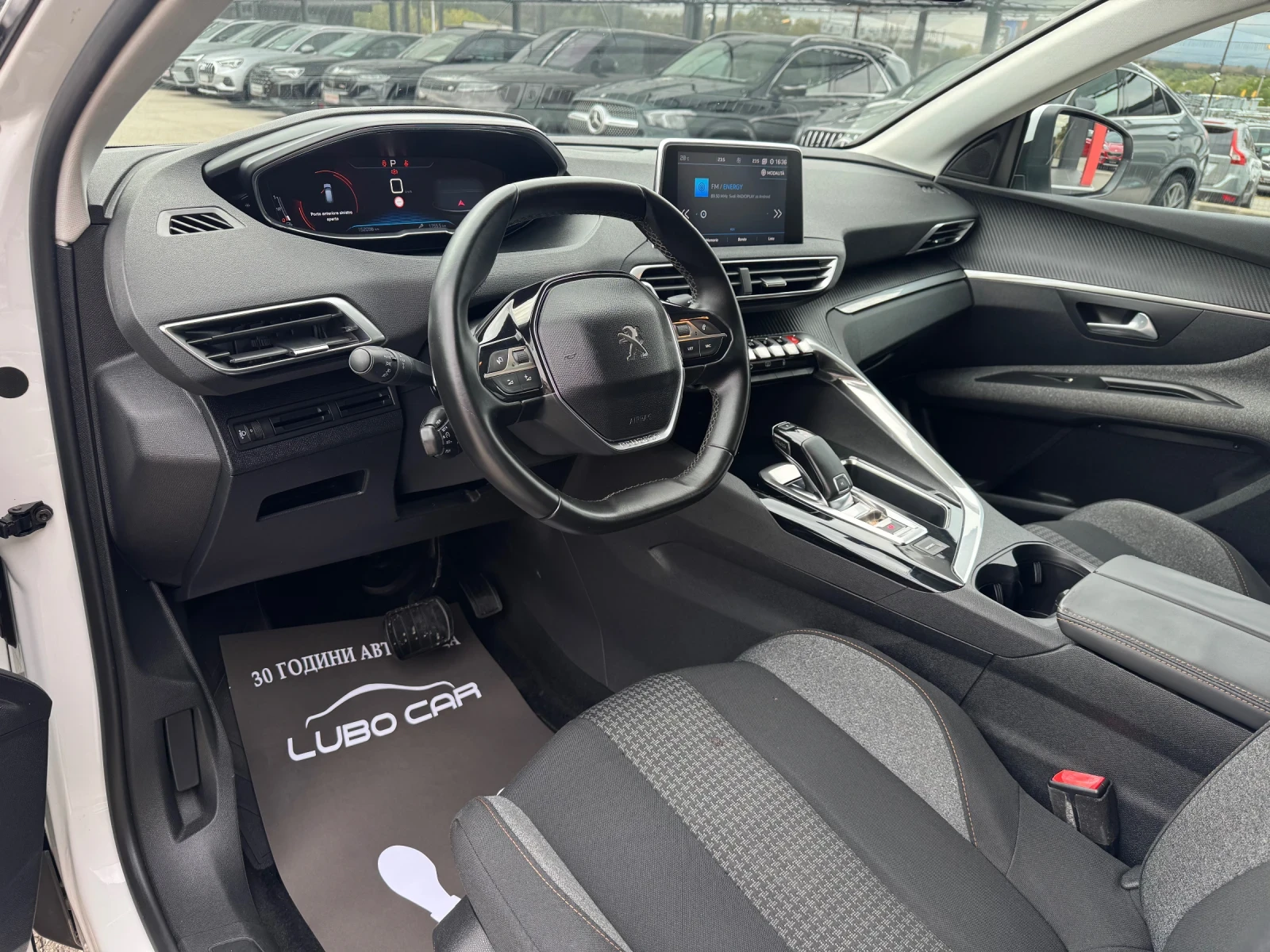 Peugeot 3008 1.5D AUTMATIK - ТОП СЪСТОЯНИЕ-БЯЛ ПЕРЛА, снимка 10 - Автомобили и джипове - 56087848
