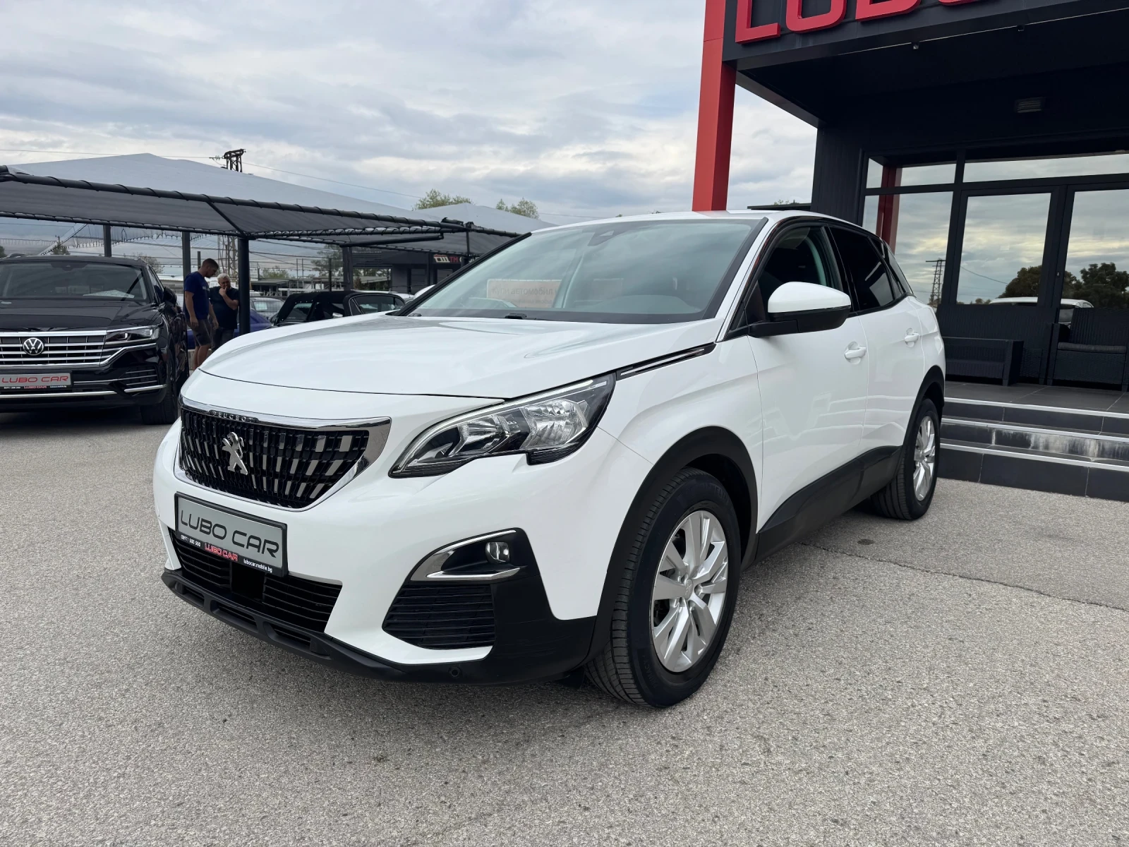 Peugeot 3008 1.5D AUTMATIK - ТОП СЪСТОЯНИЕ-БЯЛ ПЕРЛА, снимка 2 - Автомобили и джипове - 56087848