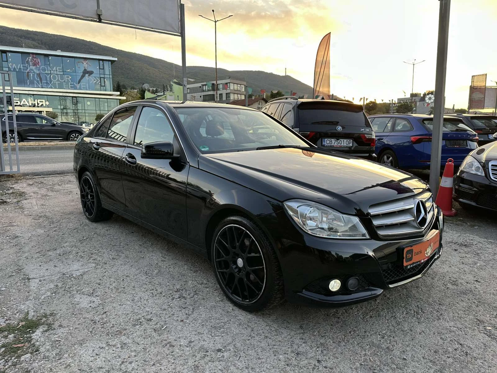 Mercedes-Benz C 180 CGI FACELIFT 71800�� �UV �� 02.2027� | Mobile.bg � ����������� 2