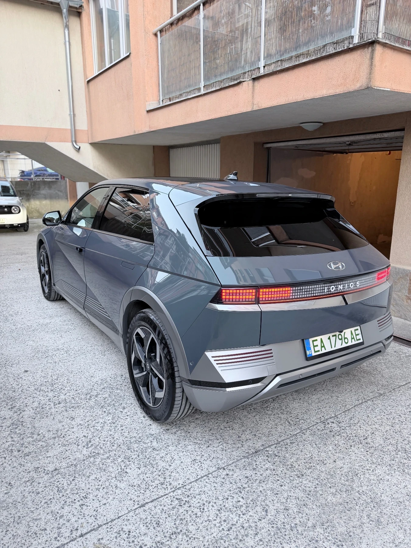 Hyundai Ioniq 5 72kw, снимка 3 - Автомобили и джипове - 56363792