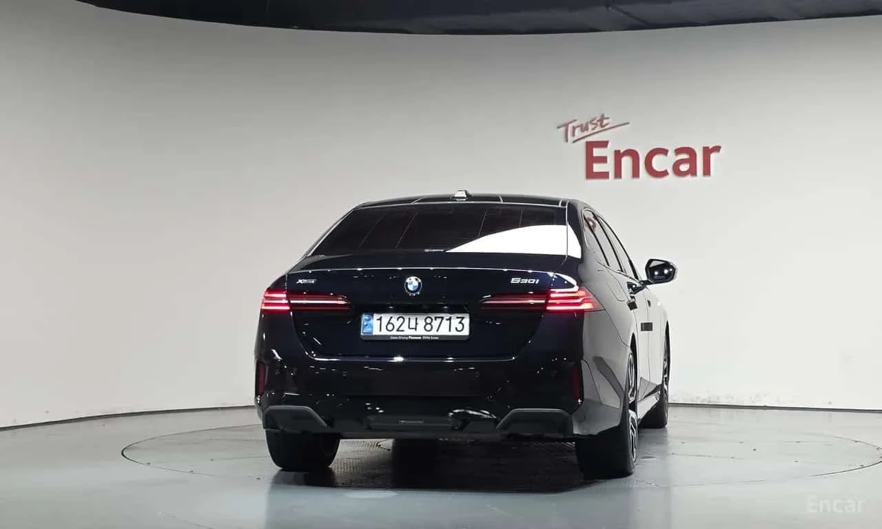 BMW 530 XDRIVE * M ����� * ��������� * 360 * ���� �� �� *  | Mobile.bg � ����������� 4