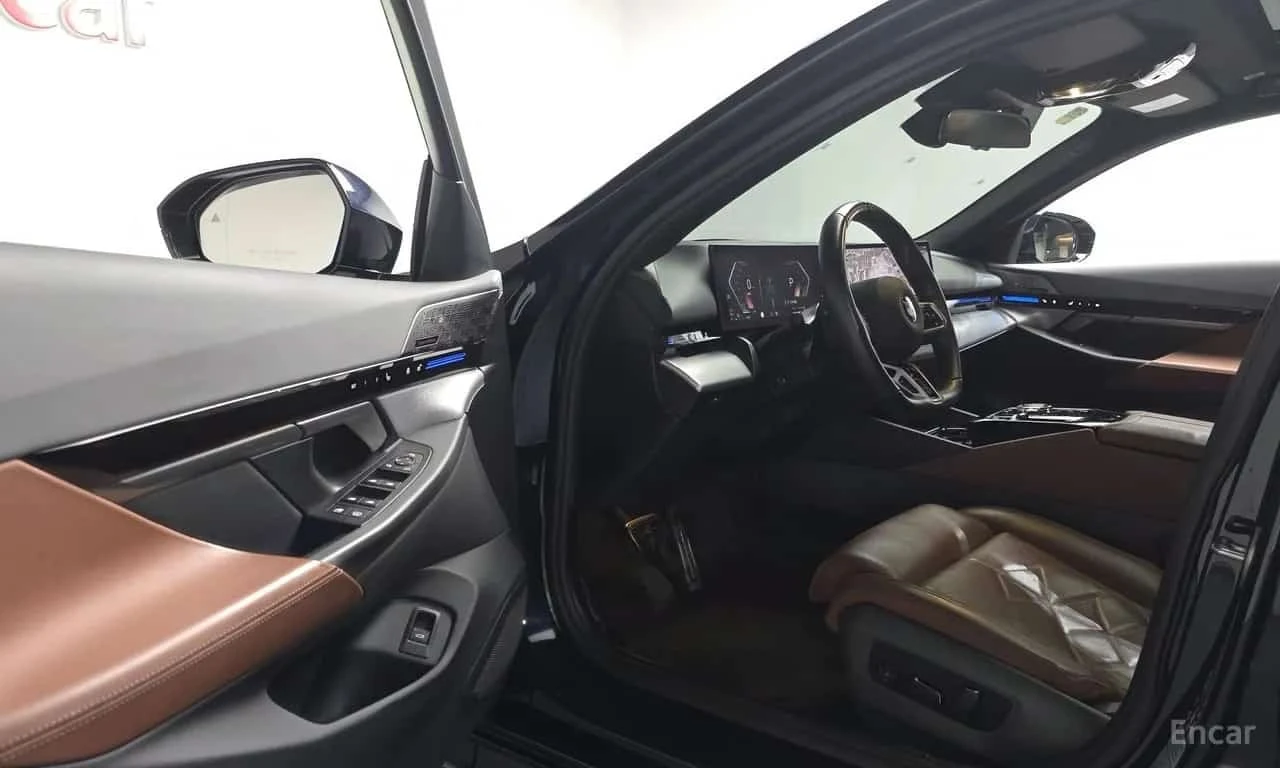 BMW 530 XDRIVE * M ����� * ��������� * 360 * ���� �� �� *  | Mobile.bg � ����������� 10