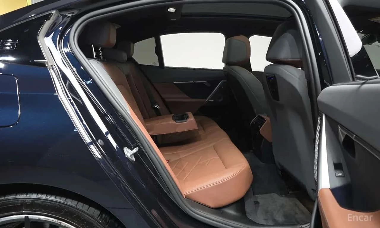 BMW 530 XDRIVE * M ����� * ��������� * 360 * ���� �� �� *  | Mobile.bg � ����������� 11
