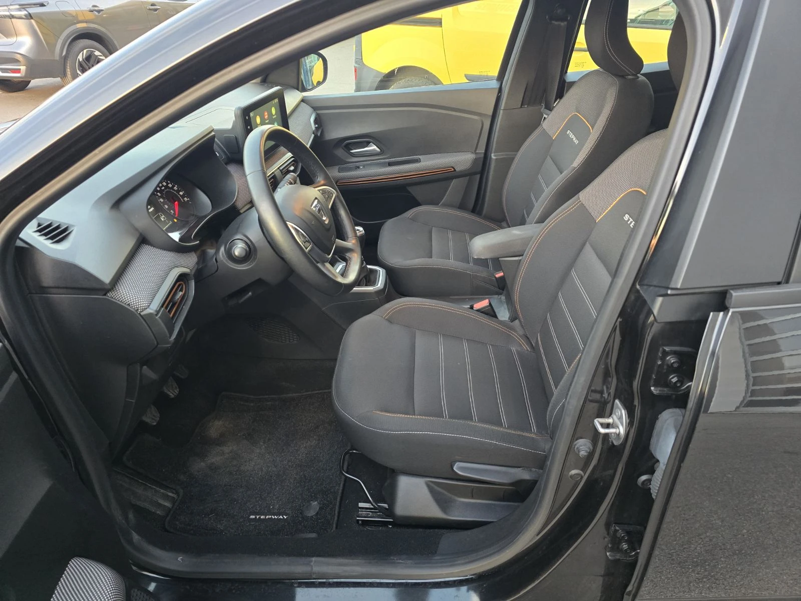 Dacia Sandero 1.0 TCe 90 Stop&Start LPG, снимка 12 - Автомобили и джипове - 56576968