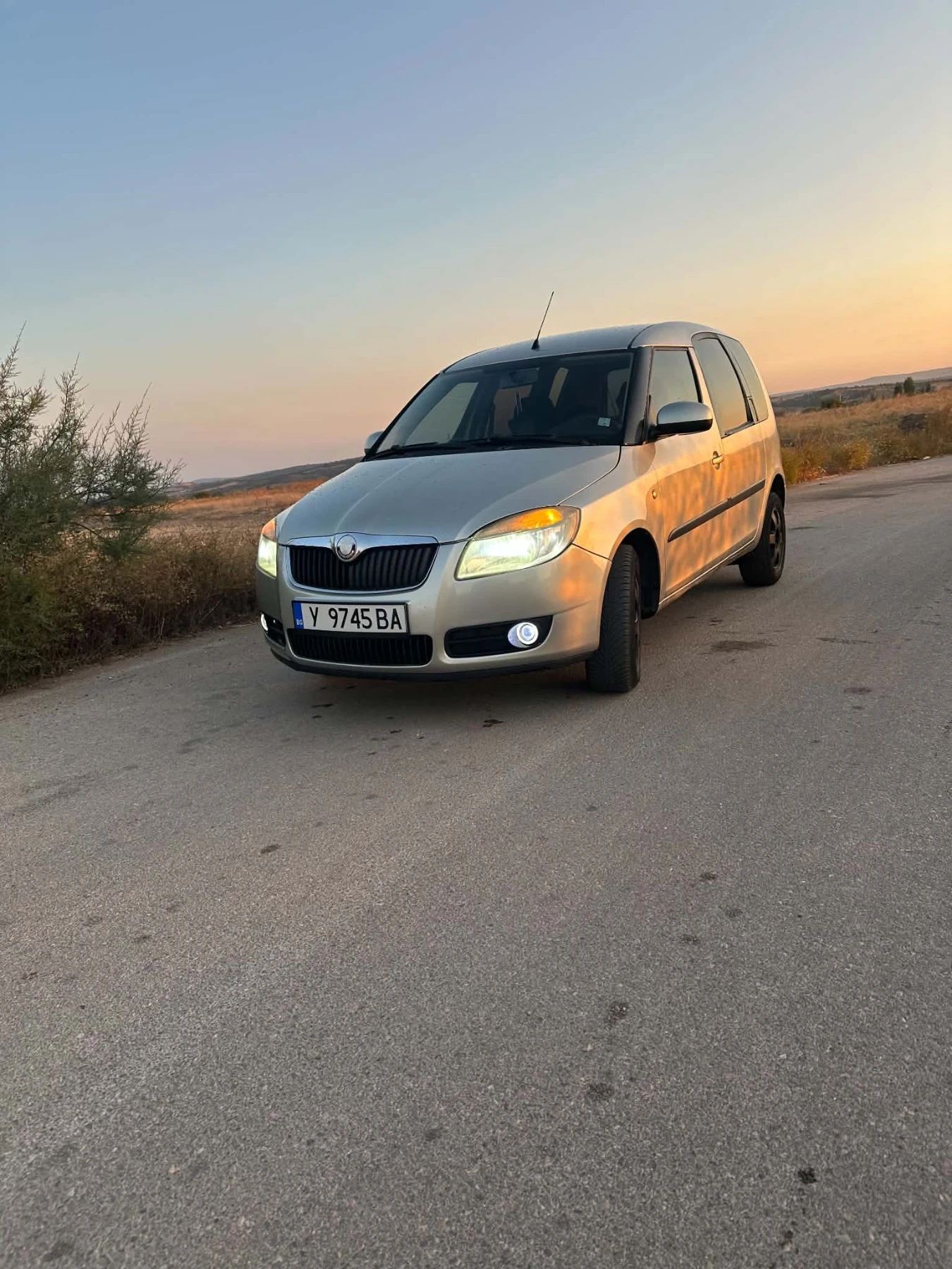 Skoda Roomster 1.4tdi, снимка 4 - Автомобили и джипове - 56642110