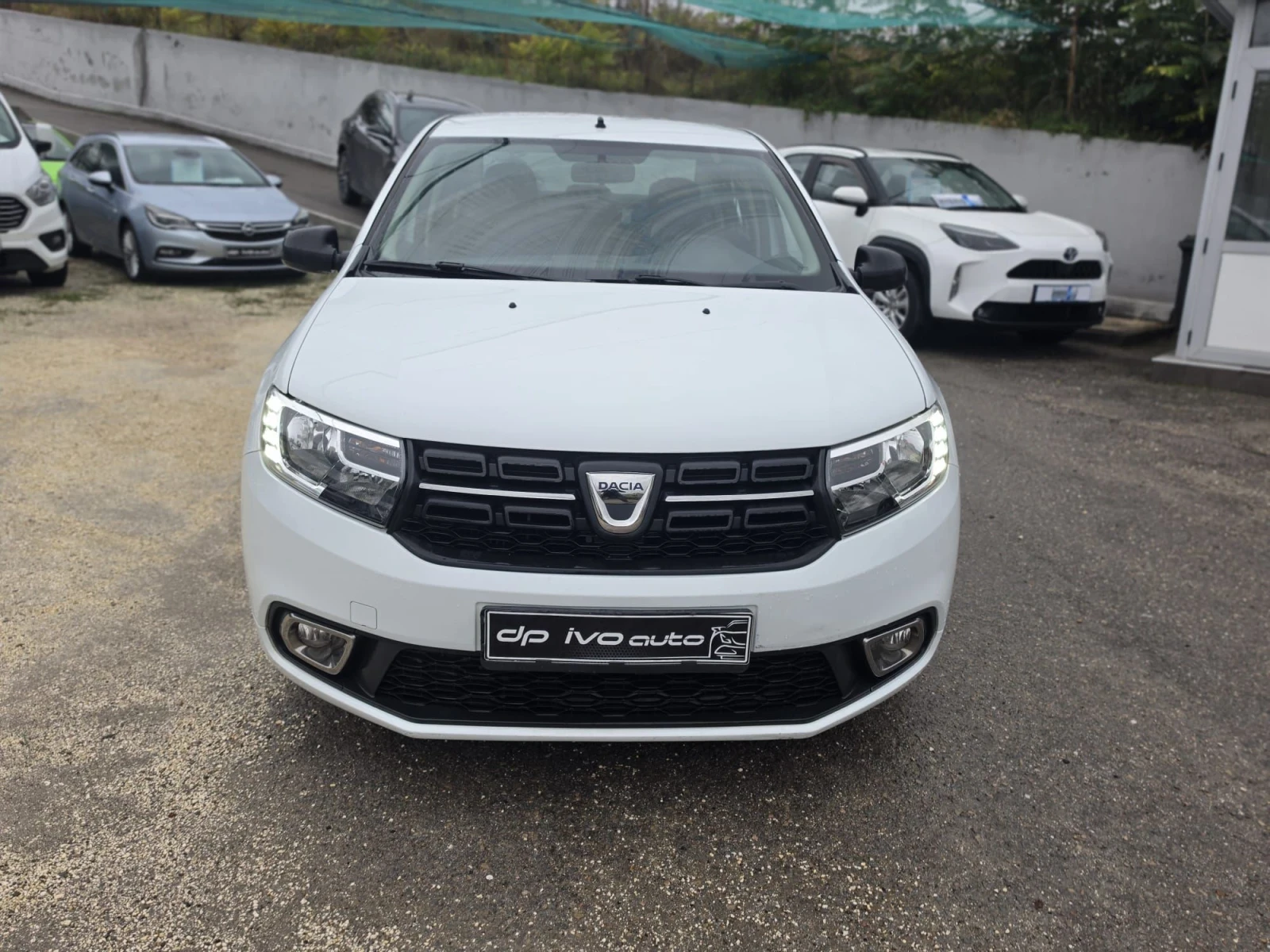 Dacia Logan 1.5DCi* ОТЛИЧЕН* , снимка 9 - Автомобили и джипове - 56745842