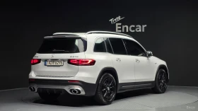 Mercedes-Benz GLB35AMG 4MATIC* КОЖА* ПОДГРЕВ* ОБДУХВ* BURMASTER* PANO* 36, снимка 2