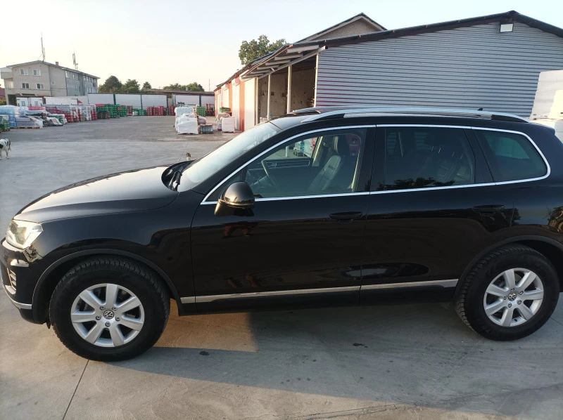 VW Touareg, снимка 6 - Автомобили и джипове - 46433761