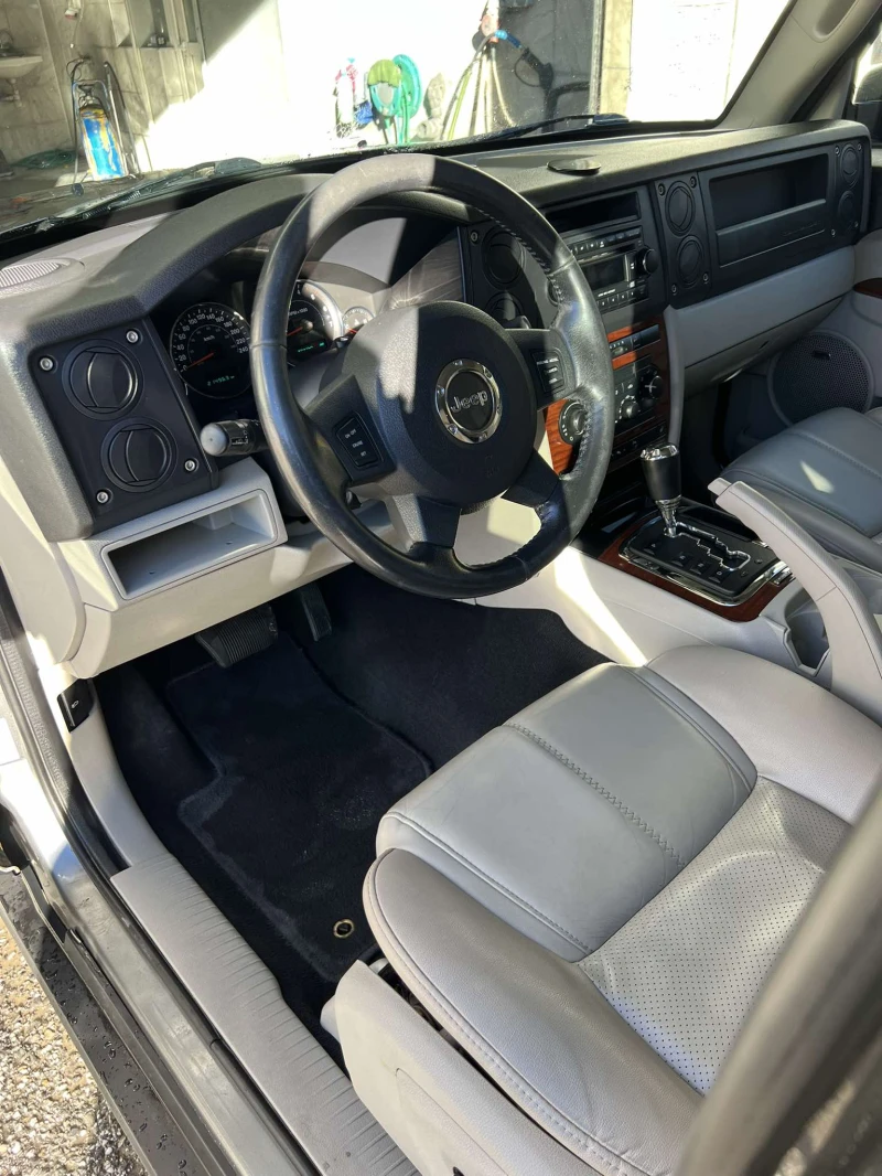 Jeep Commander, снимка 8 - Автомобили и джипове - 48918781