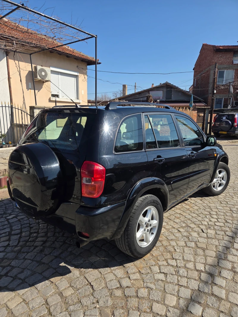 Toyota Rav4, снимка 4 - Автомобили и джипове - 49420128