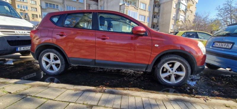 Nissan Qashqai, снимка 3 - Автомобили и джипове - 52384806