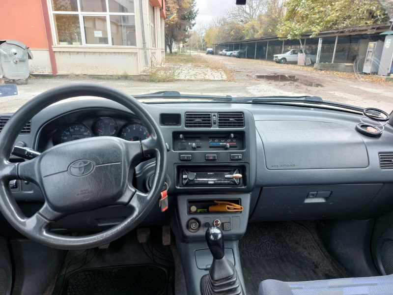 Toyota Rav4, снимка 6 - Автомобили и джипове - 52341166