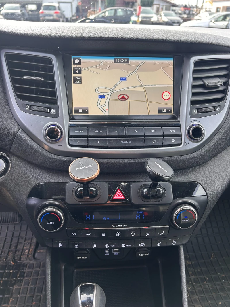 Hyundai Tucson 2.0CRDI 4WD AVTOMAT/NAVI/KAMERA/KOJA/PANORAMA FULL, снимка 16 - Автомобили и джипове - 52404104
