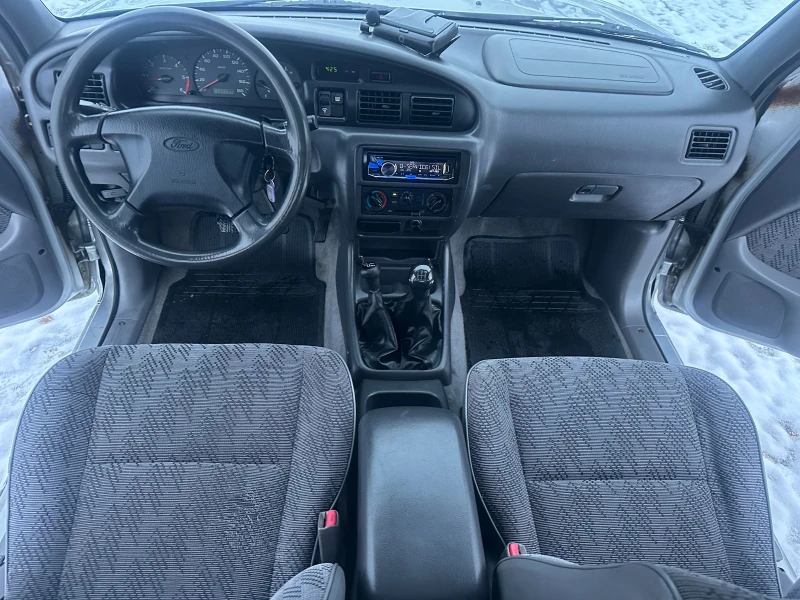 Ford Ranger 2.5TDI 108kc, снимка 10 - Автомобили и джипове - 53342847