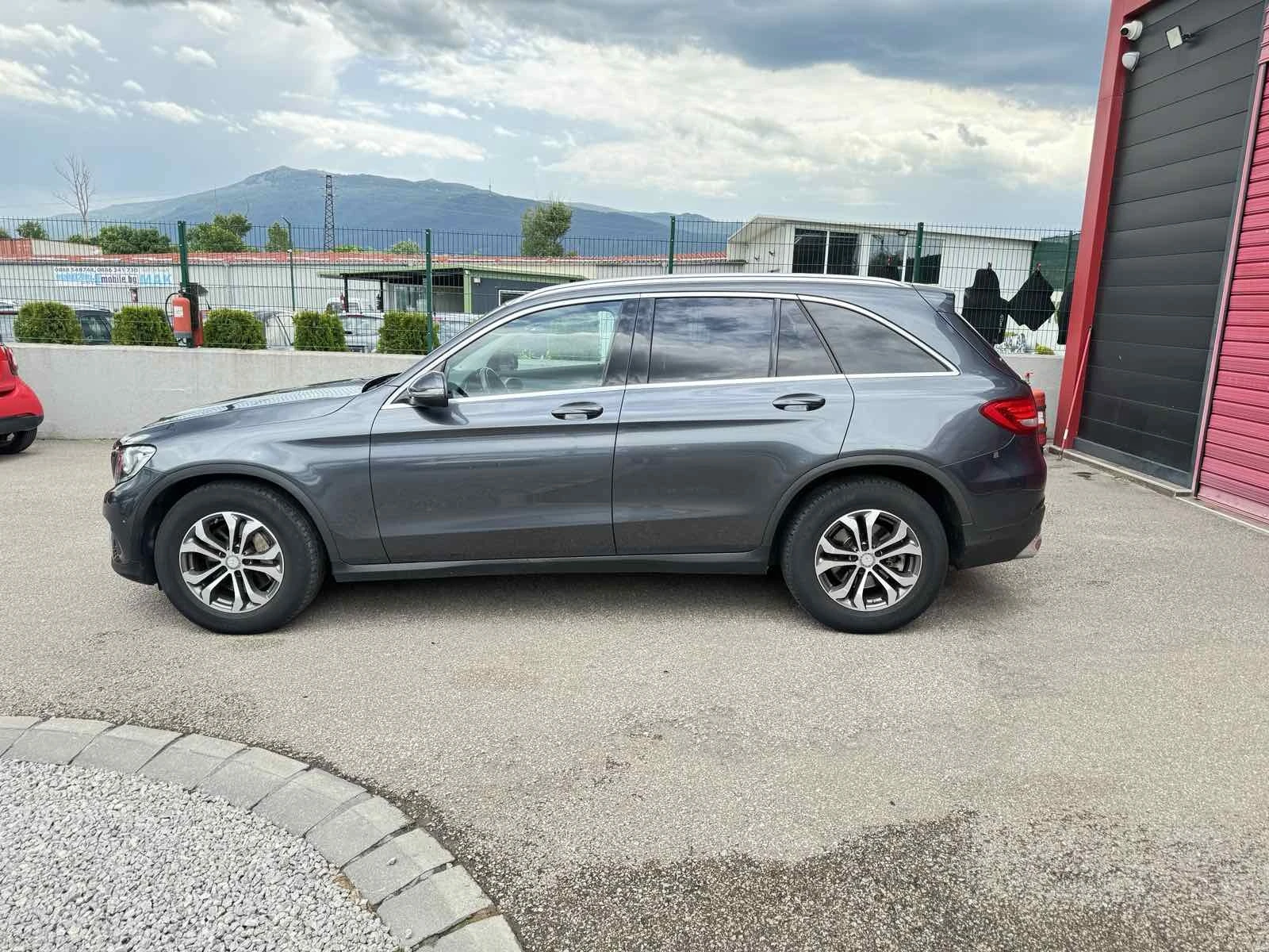 Mercedes-Benz GLC 220 2.2 AVANGARDE  - изображение 6