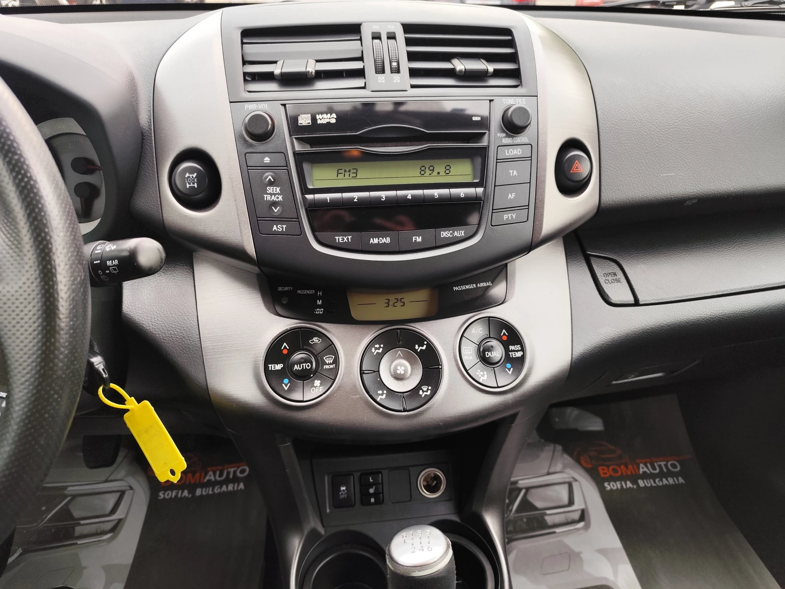 Toyota Rav4 2.2D-4D* 4X4* EURO5A* КОЖА*  - изображение 9