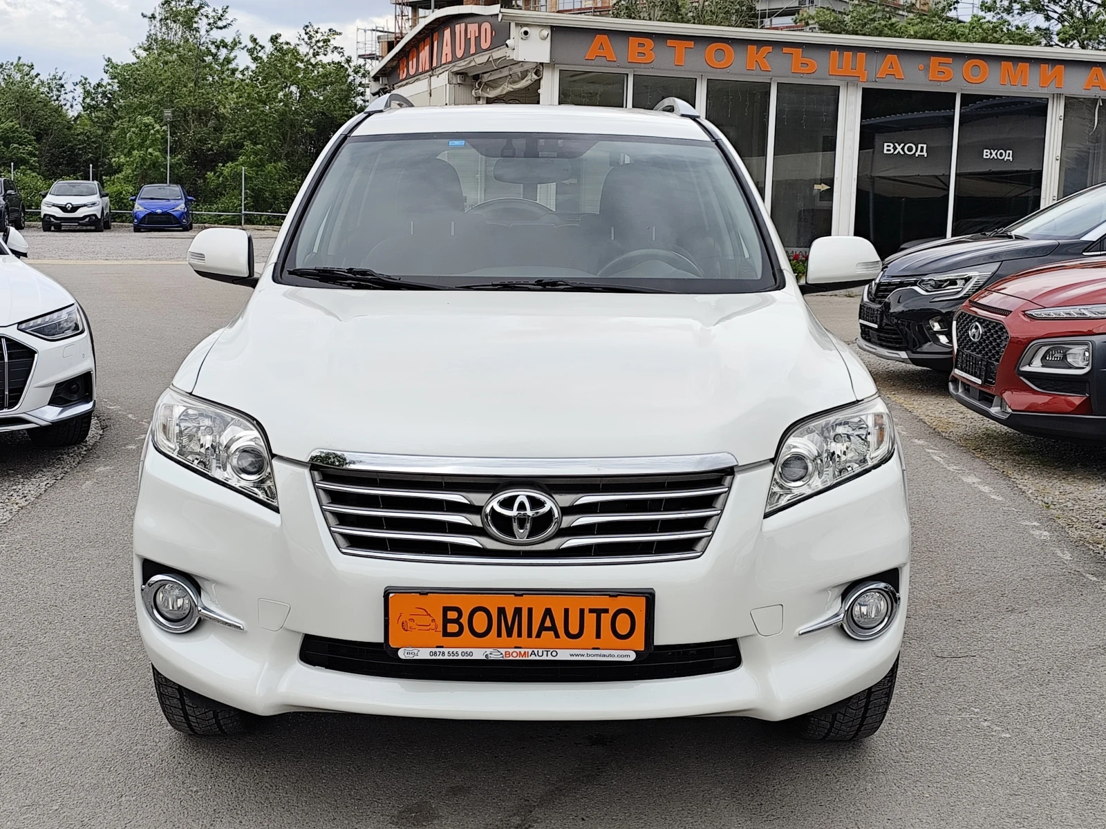 Toyota Rav4 2.2D-4D* 4X4* EURO5A* КОЖА*  - изображение 2