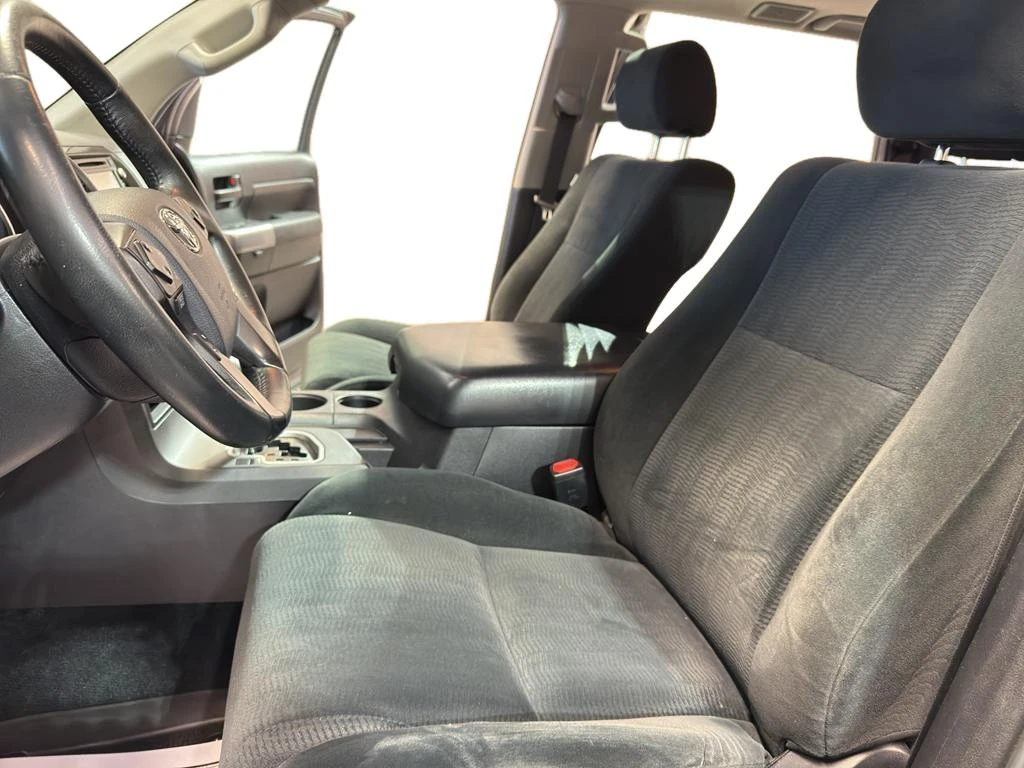 Toyota Sequoia 2018 Toyota Sequoia TRD Sport - изображение 7