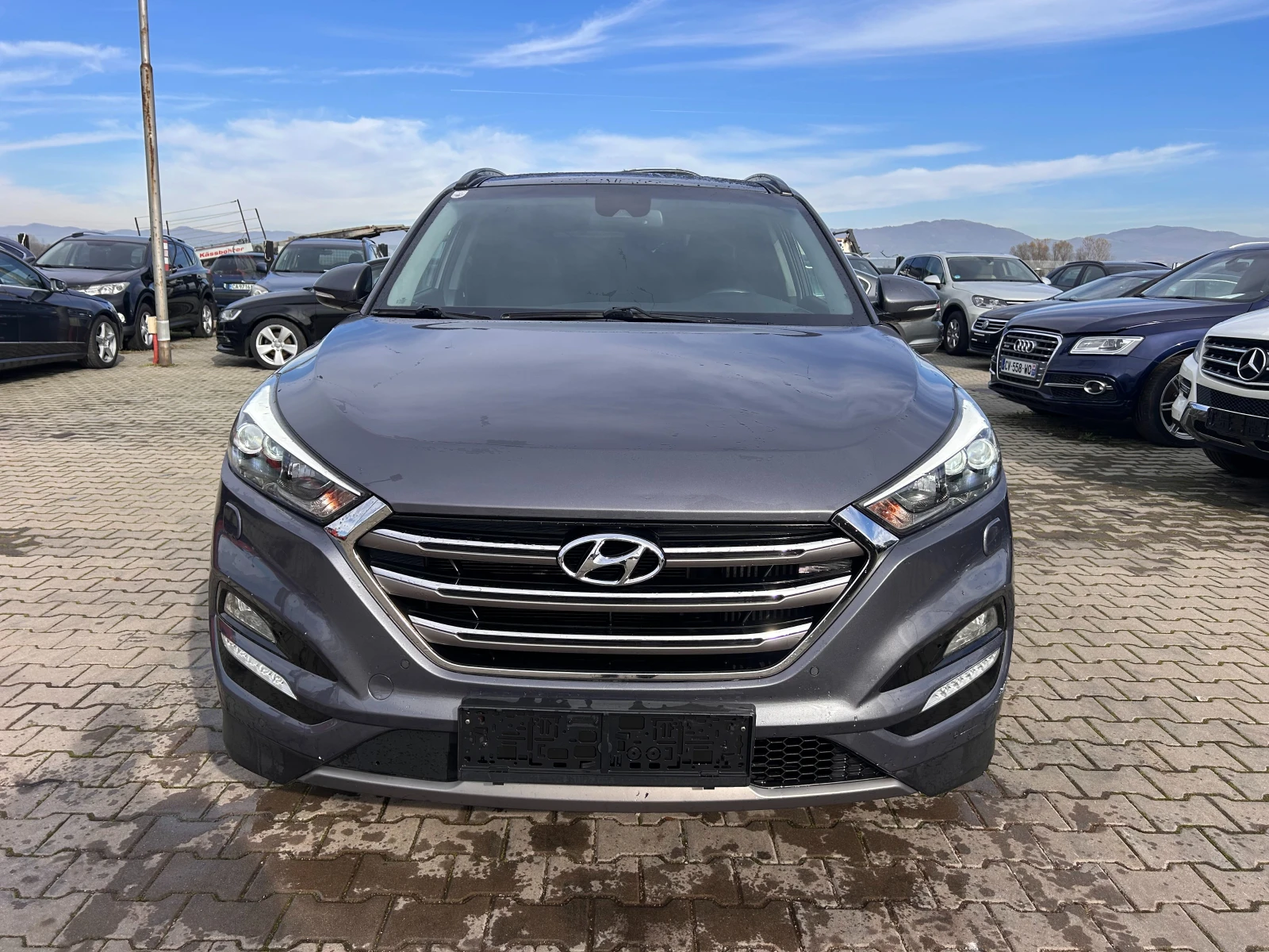 Hyundai Tucson 2.0CRDI 4WD AVTOMAT/NAVI/KAMERA/KOJA/PANORAMA FULL - изображение 3