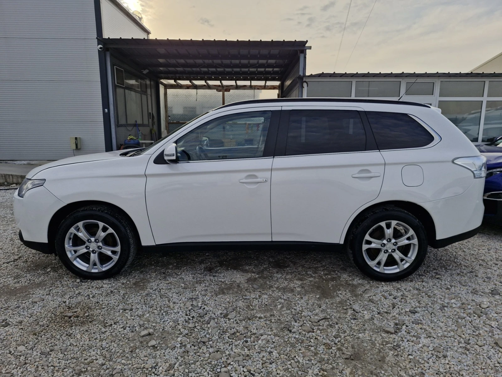 Mitsubishi Outlander 2.2 DID 4X4 | Mobile.bg � ����������� 3