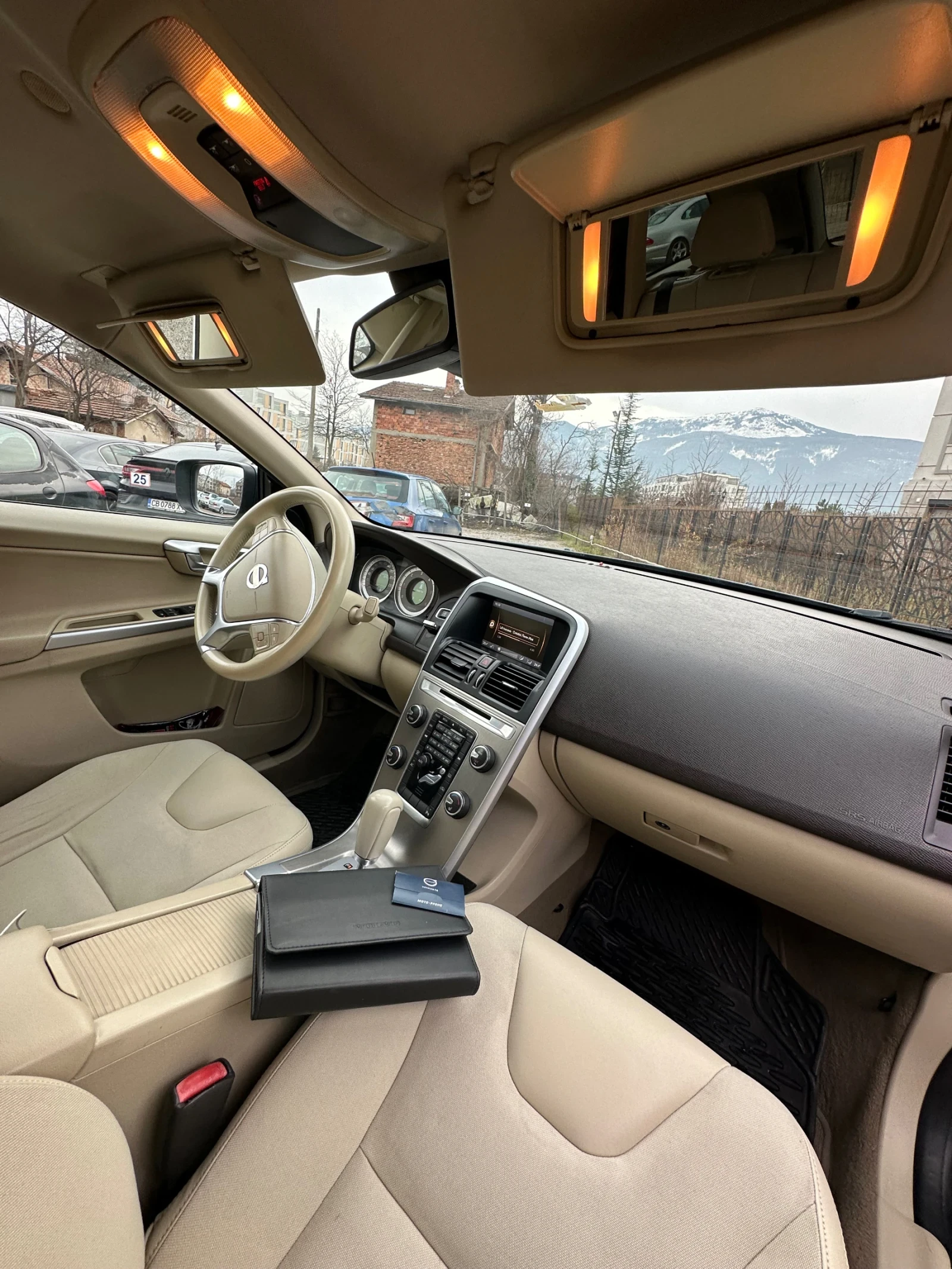 Volvo XC60 Avtomat* Face* Xenon* 163PS* NAVI - изображение 10