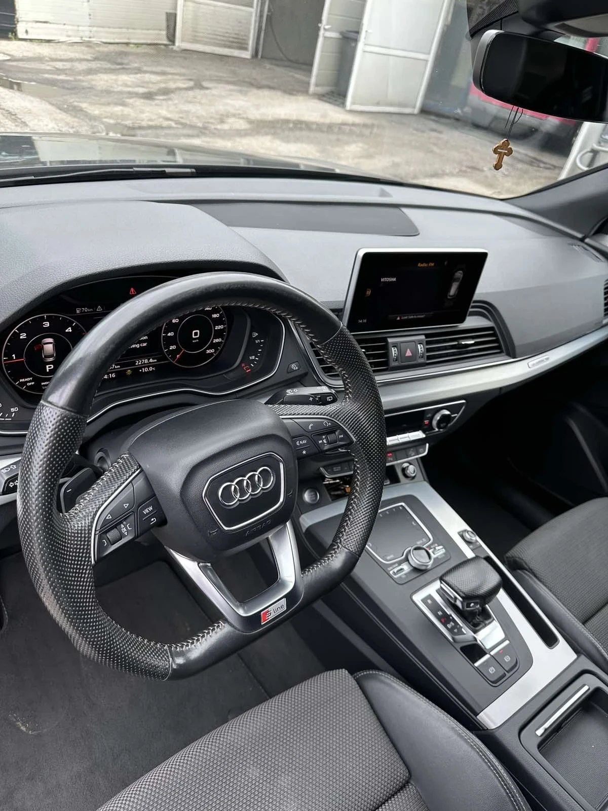 Audi Q5 ТОП!!! Бартер!!!, снимка 5 - Автомобили и джипове - 53432528