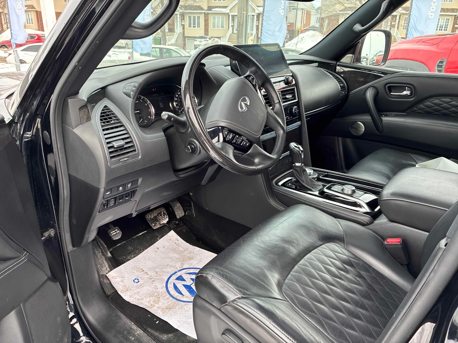 Infiniti QX80 * LUXE 7 Passenger * CARFAX * ���� �� �� | Mobile.bg � ����������� 8